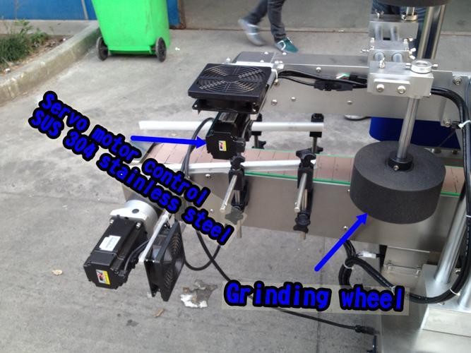 Horizontale kleine Flaschenetikettiermaschine / automatische Etikettenapplikatormaschine