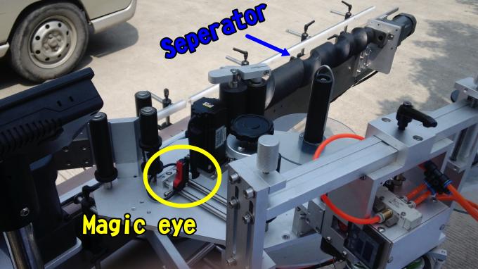 Klebender Nagellack Etikettenapplikator Maschine für runde Flaschen mit 220 V, 1,5 PS, 50/60 Hz