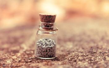 Hochgeschwindigkeits-SUS304 Economy Automatische Etikettiermaschine für Gläser und Flaschen für Aufkleber