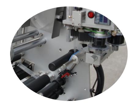 10ml Kleine Flaschenetikettiermaschine Mit Zertifikat Doppelschicht-Etikettenaufkleber