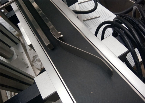 Paging Top Etikettiermaschine für Plastiktüte / unausbreiteten Karton / Maskentasche