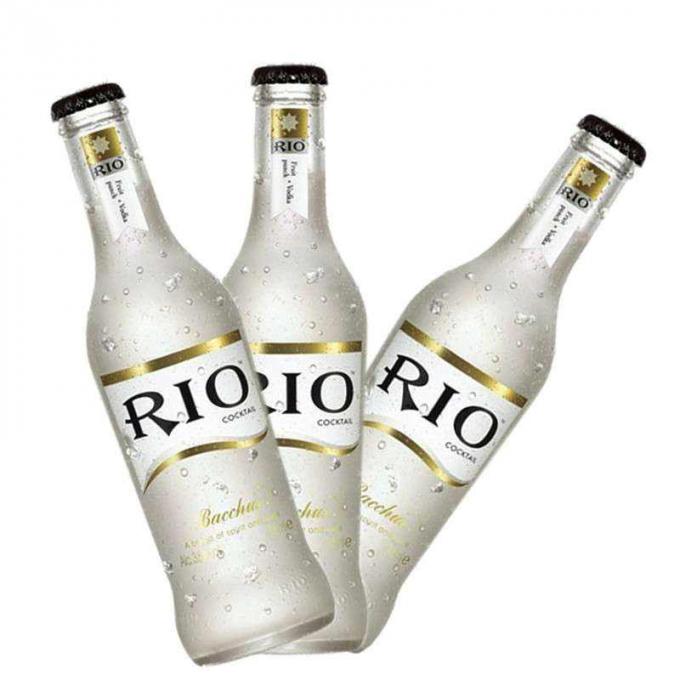 Selbstklebende Etikettiermaschine für Chile / Australien Wein Drei Etikettenstationen Flasche