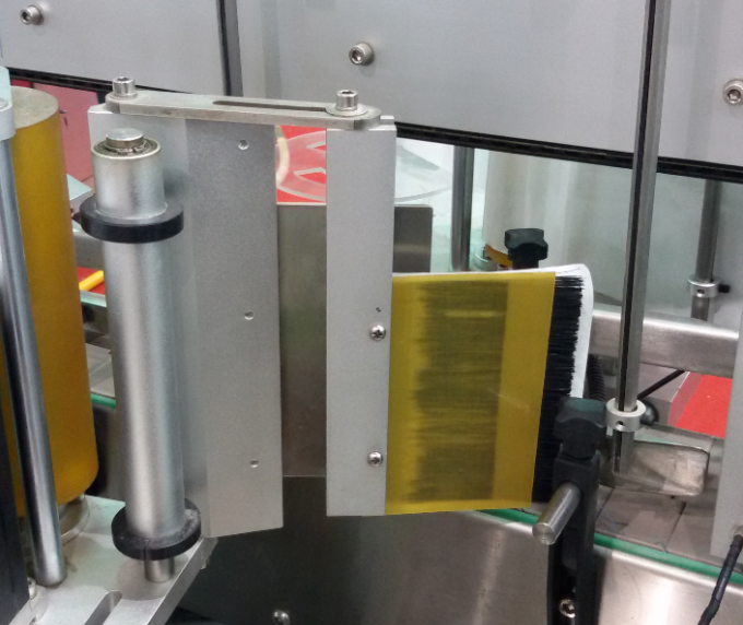 Automatischer Flaschenetikettierer Doppelseitige Aufkleber-Etikettiermaschine für Beutel im Stehen