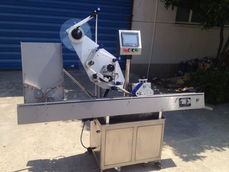 China Kundenspezifische automatische Fläschchenetikettiermaschine für kleine Penicillinflaschenetikettenaufkleber