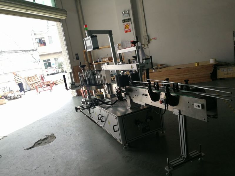 China Double-Face Round Bottle Sticker Etikettiermaschine, Etikettenbreite 190mm Lieferant