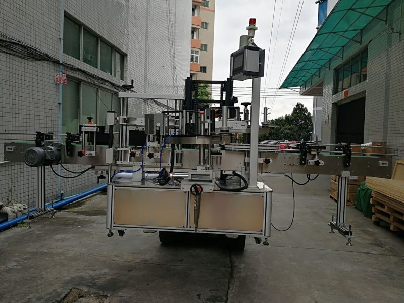 China Automatic Double Side Sticker Etikettiermaschine Etikettenapplikator für Lieferanten von Plastikgläsern