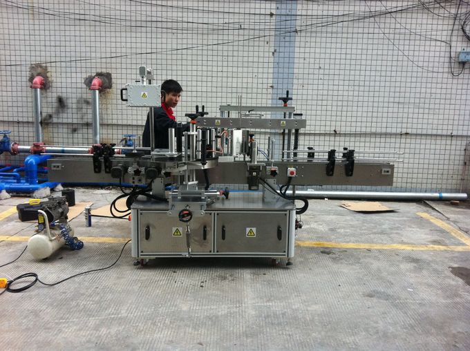 Vollautomatische Rundflaschen-Etikettiermaschine für Haustierflaschen vorne und hinten